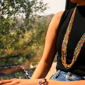 Collar Rarámuri de Chaquira | Artesanía multicolor hecha a mano