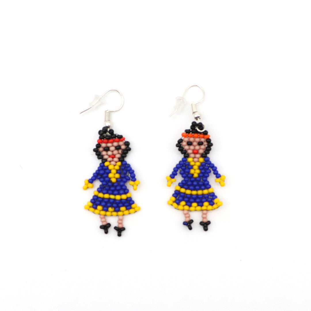 Aretes Rarámuri con Figura de Mujer | Chaquira con identidad